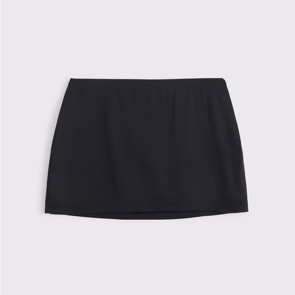 Abercrombie & Fitch Dresses & Skirts - Abercrombie & Fitch Black Mini Skirt